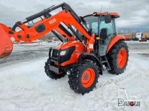 Kubota M7060 2016 avec chargeur frontal vue avant