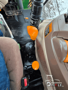Pédales John Deere 6130D cabine