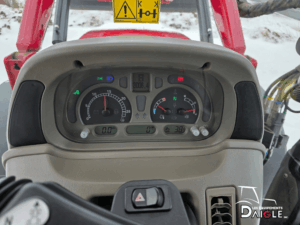 Tableau de bord Case IH Maxxum 135 2019 avec compteur et indicateurs