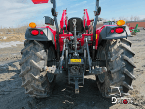 Attelage arrière Massey Ferguson 4710 avec prises hydrauliques