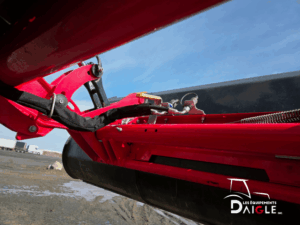 Structure et hydraulique du chargeur Massey Ferguson 4710