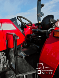 Siège et volant Massey Ferguson 4710 poste ouvert