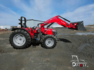 Massey Ferguson 4710 avec chargeur frontal levé