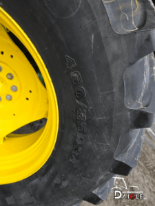 Pneu arrière John Deere 5115M dimension 340/85R24