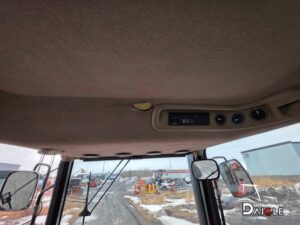Toit cabine Case IH MXM120 ventilation et commandes