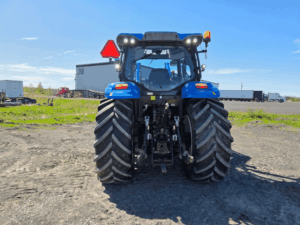 Rear view of 2020 New Holland T6.180 tractor with 3-point hitch
