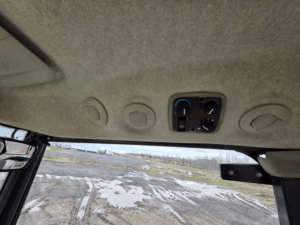 John Deere 4066R cab ventilation system