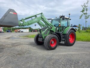 Tracteur Fendt 512 Vario 2016 avec chargeur frontal Fendt Cargo à vendre chez Les Équipements Daigle