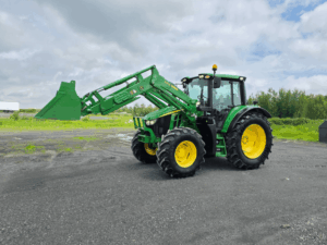 2021 John Deere 6120M tractor with John Deere 620R front loader for sale at Les Équipements Daigle