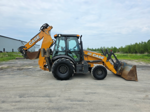 Case 580 Super N WT backhoe arm with excavation bucket