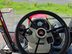 Massey Ferguson 6616 steering wheel and digital dashboard
