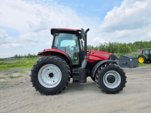 Profil droit du Case IH Maxxum 115 2022