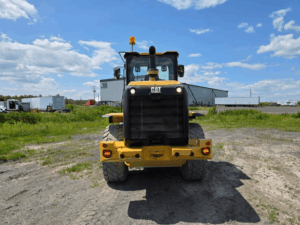 2015 Caterpillar 926M wheel loader rear view