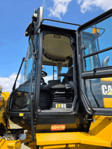 2015 Caterpillar 926M operator cab with door open