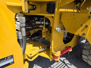 Hydraulic components on a Caterpillar 926M wheel loader