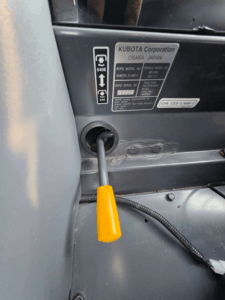 Hydraulic lift control lever on the 2019 Kubota M5-111 tractor
