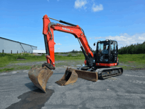 Kubota KX080-4 Front Left View